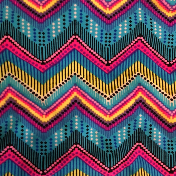 Girl’s bathingsuit - Picture 3 of 5